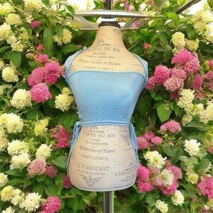 SHEIN Light Blue Crop Top